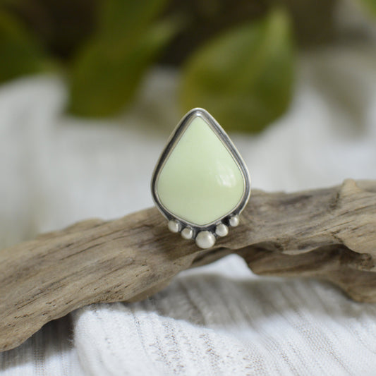 Lemon Chrysoprase ring size 6.75, larger luminous stone pale yellow-green sterling silver Natural Earth Collective Ohio
